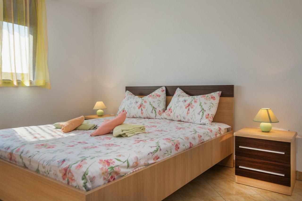 Ferienhaus Mary Ližnjan 외부 사진